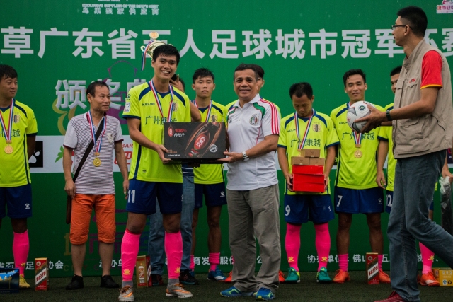 欧冠-本泽马破门阿森西奥建功 皇马2-0切尔西